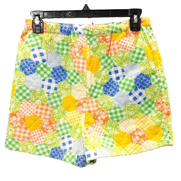 Handmade Reversible Hexagon Multicolored Quilted Bermuda Shorts Womens Small 26 - Picture 1 of 6